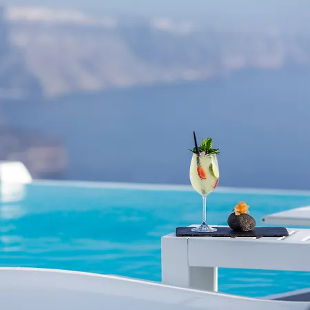 Szálloda Katikies Chromata Santorini - The Leading Of The World 5*