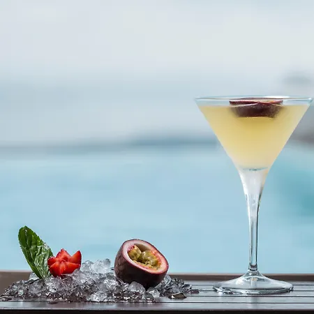 Hotel Katikies Chromata Santorini - The Leading Of The World