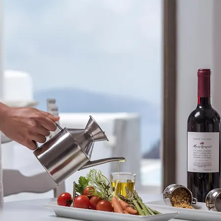 Hotel Katikies Chromata Santorini - The Leading Of The World