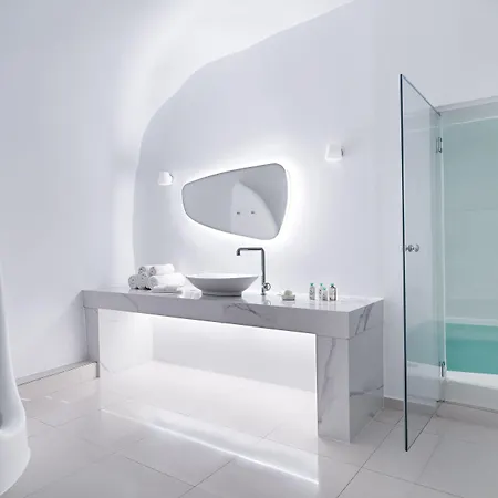 Hotel Katikies Chromata Santorini - The Leading Of The World
