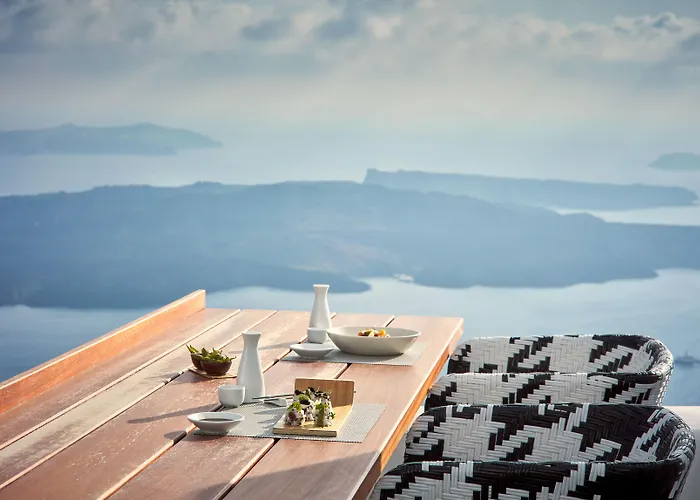 Ξενοδοχείο Katikies Chromata Santorini - The Leading Of The World