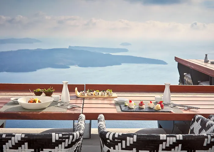 Ξενοδοχείο Katikies Chromata Santorini - The Leading Of The World