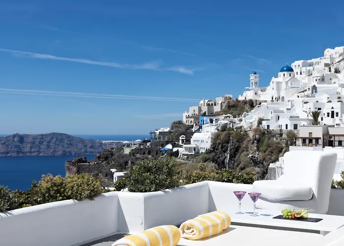 Ξενοδοχείο Katikies Chromata Santorini - The Leading Of The World 5*