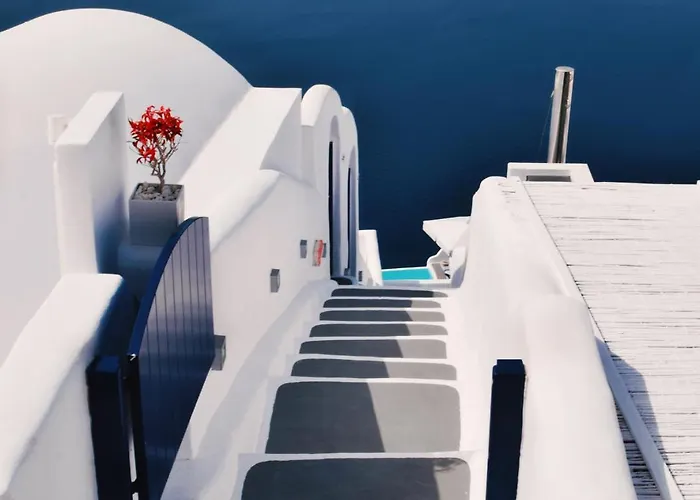 Ξενοδοχείο Katikies Chromata Santorini - The Leading Of The World 5*