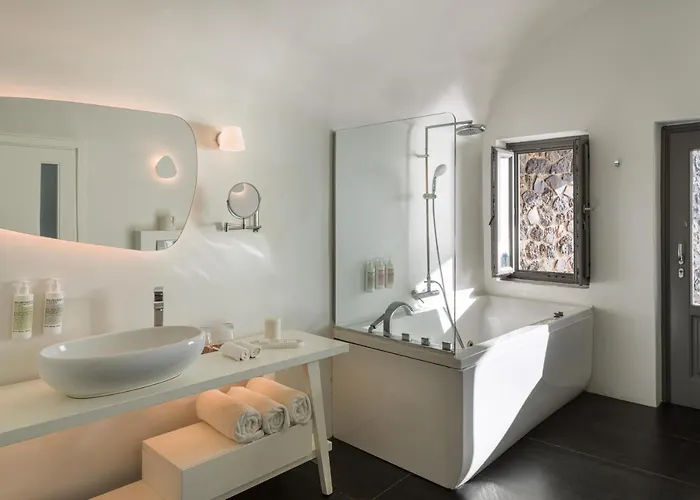 فندق Katikies Chromata Santorini - The Leading Of The World